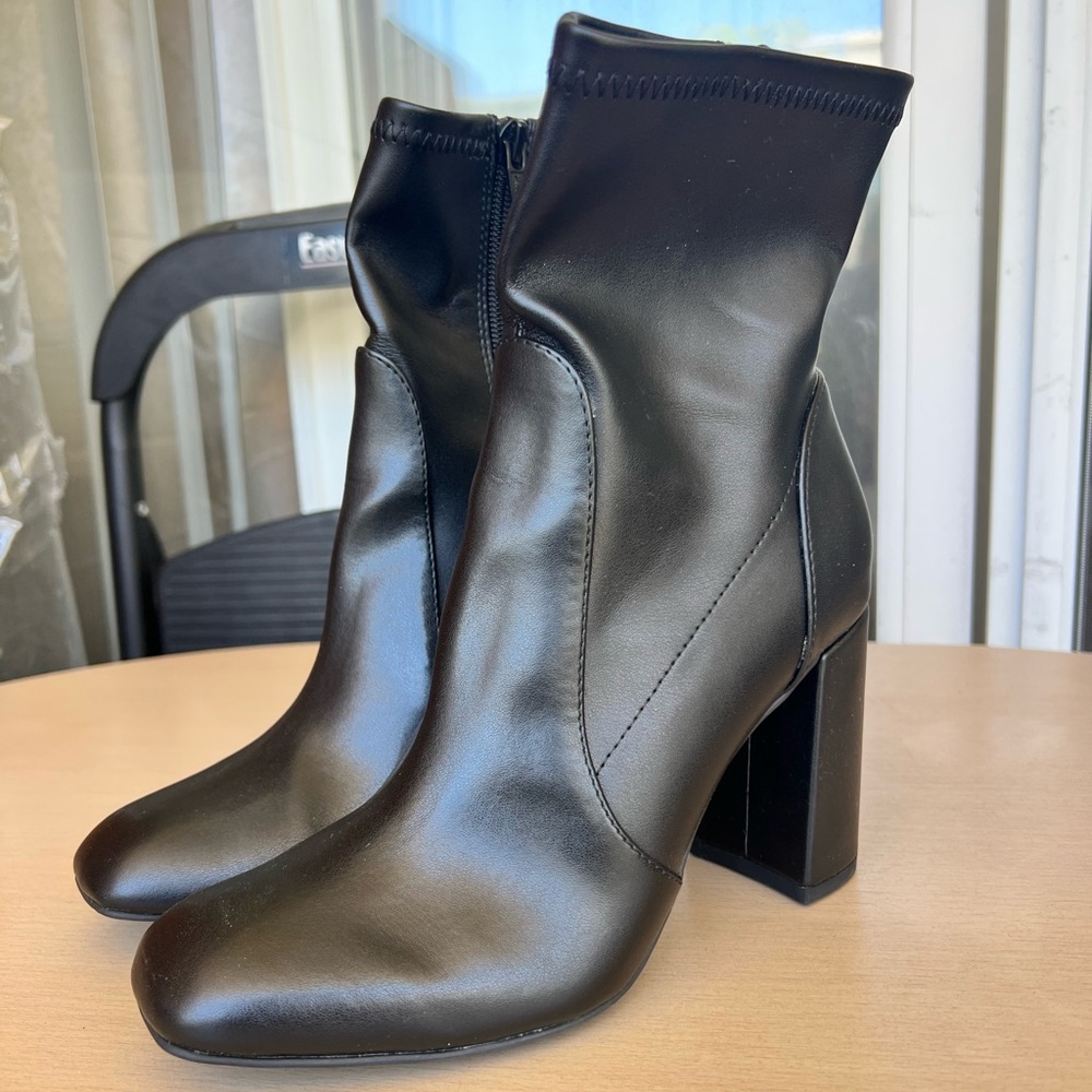 Women’s Black Faux Leather Block Heel Ankle Boots – Size 6.5